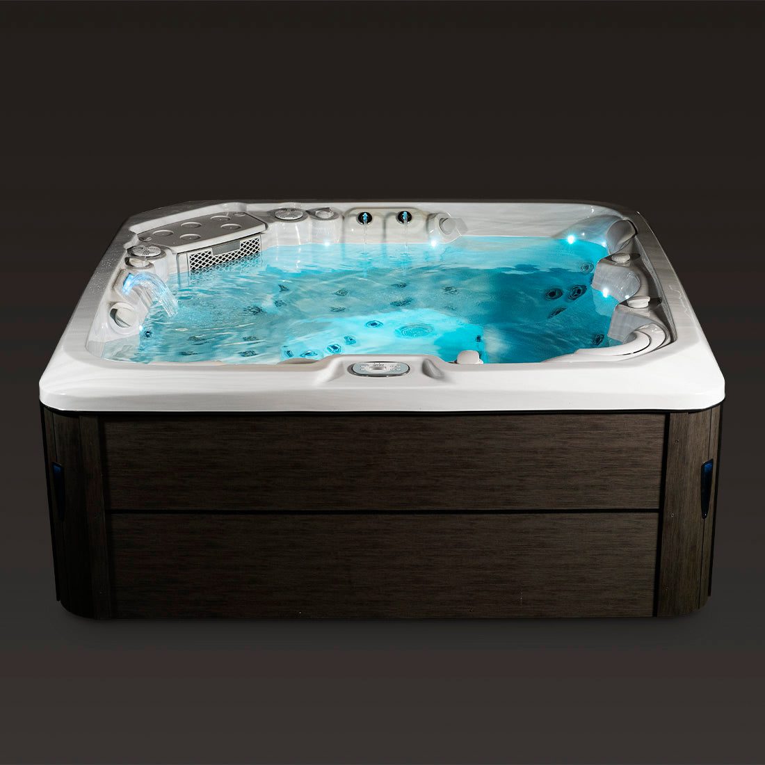 Opium – Luksus Udendørs Spa til 5 personer